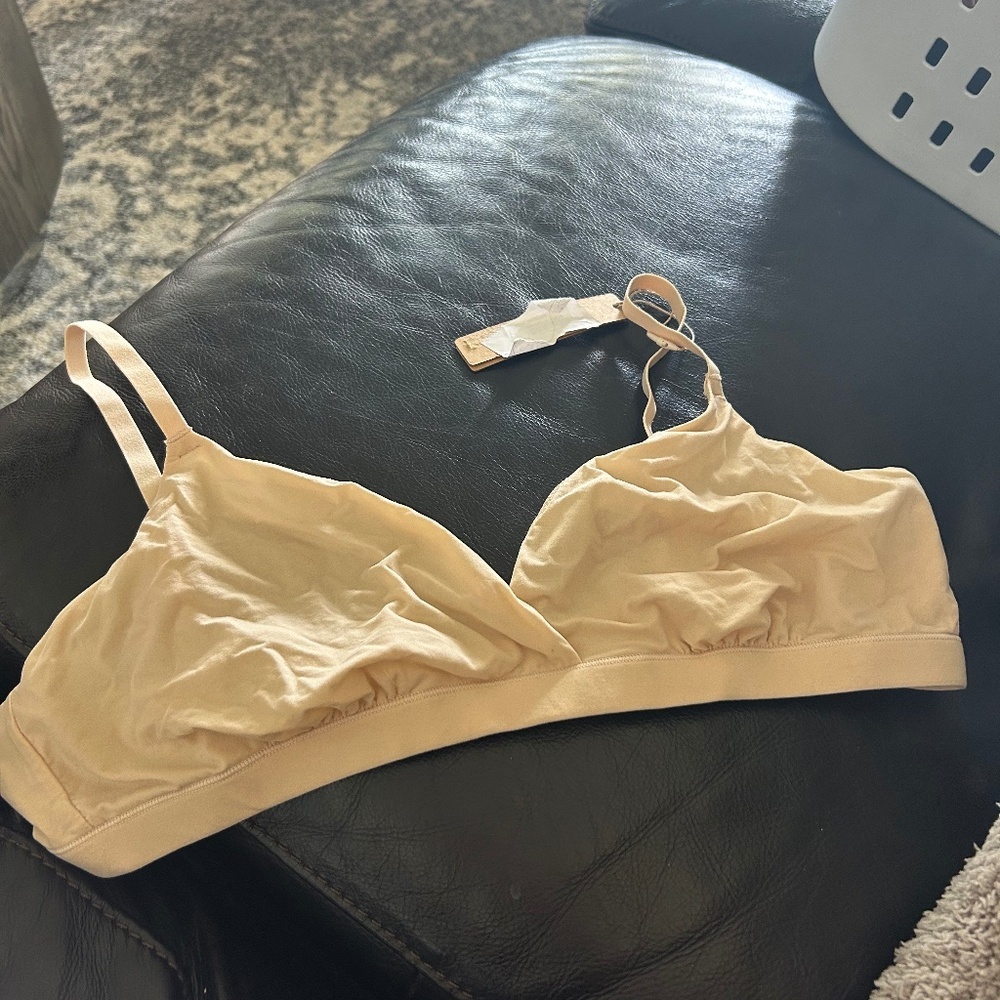 NWT SKIMS crossover bralette XL